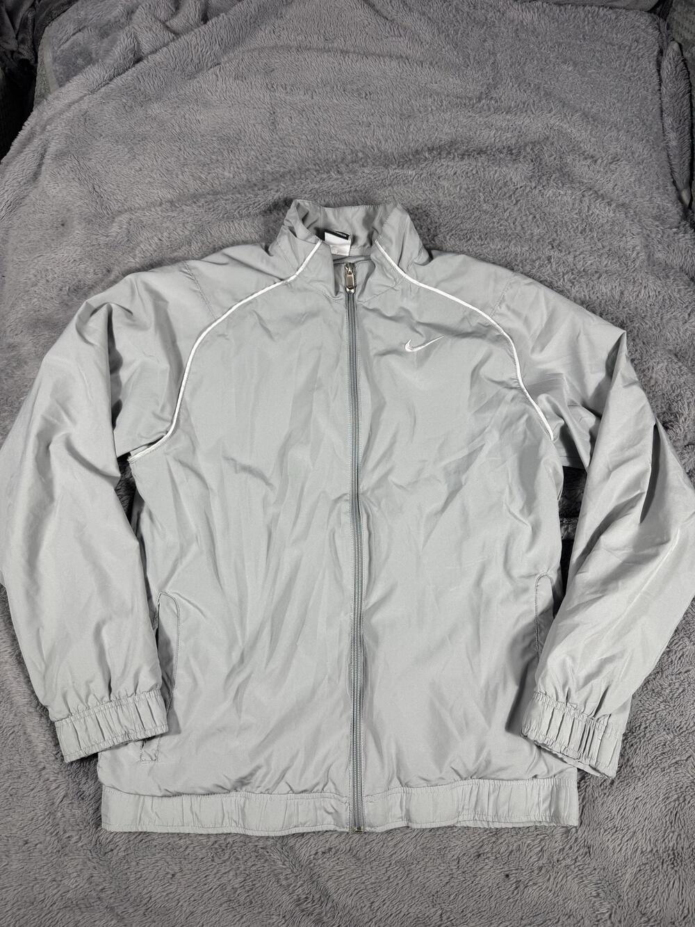 Nike Track Jacket Mens Medium Gray Dri-FIT Full Zip Running Training Athletic